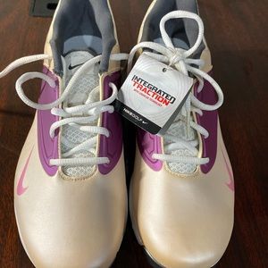 Nike Golf Shoes Women’s size 9